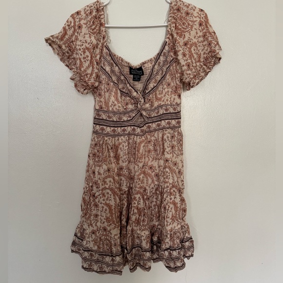 Dresses & Skirts - Floral Boho Dress